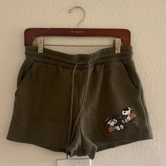 Peanuts Pants - Peanuts Snoopy Fleece Shorts